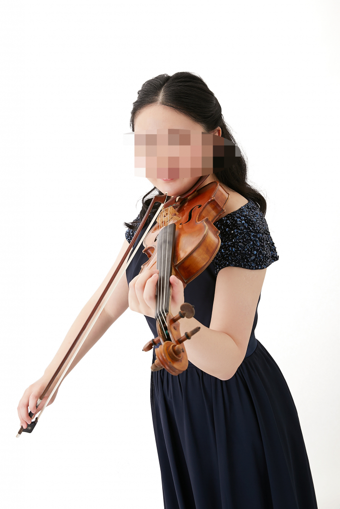 バイオリン奏者の宣材写真