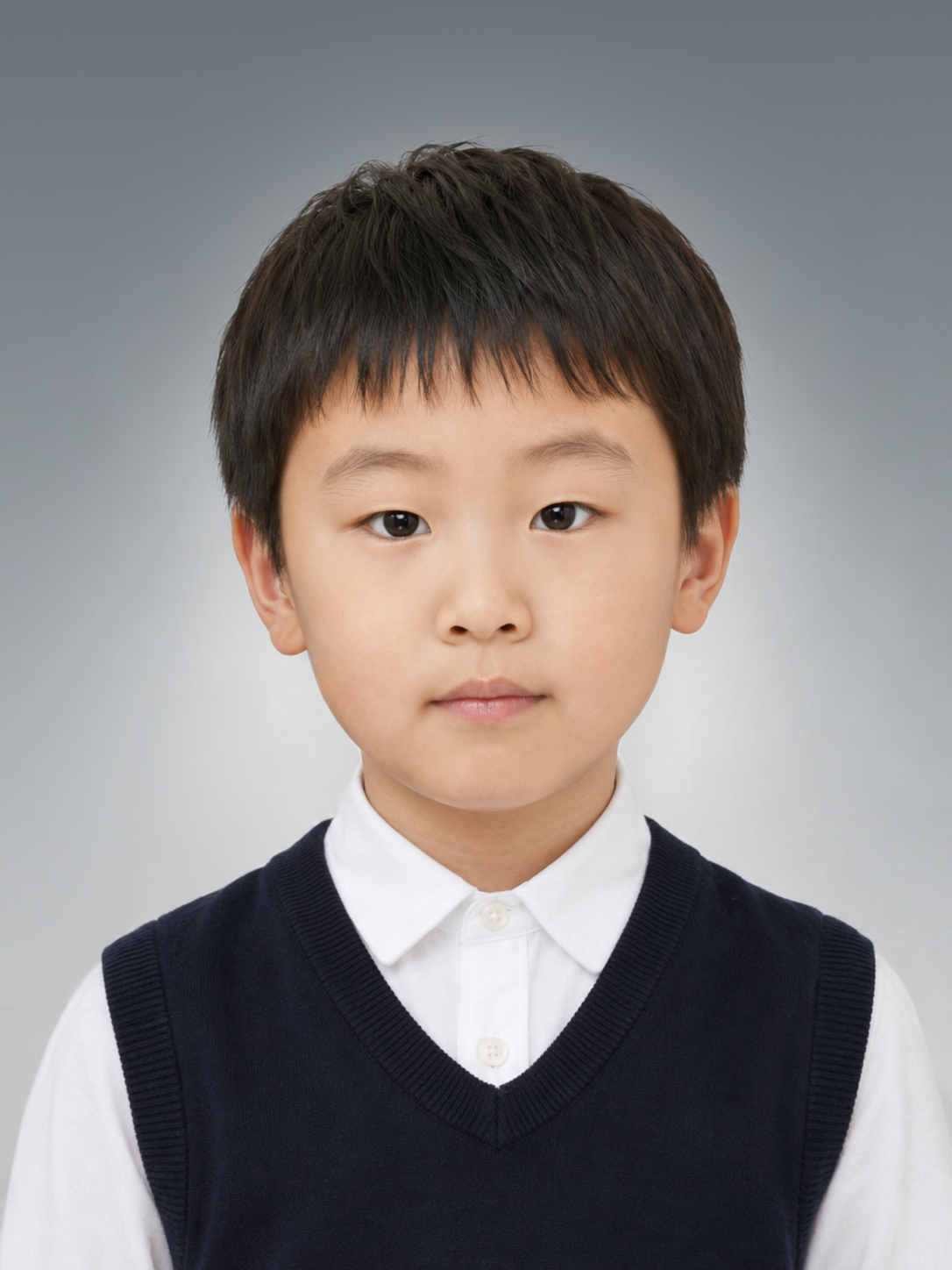 小学校受験の男の子の願書用個人写真